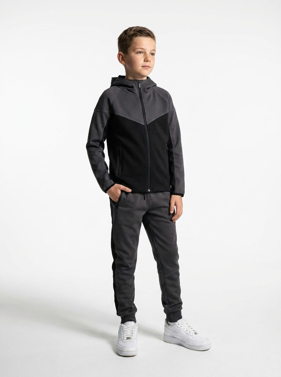 Urban Tech Antra Black